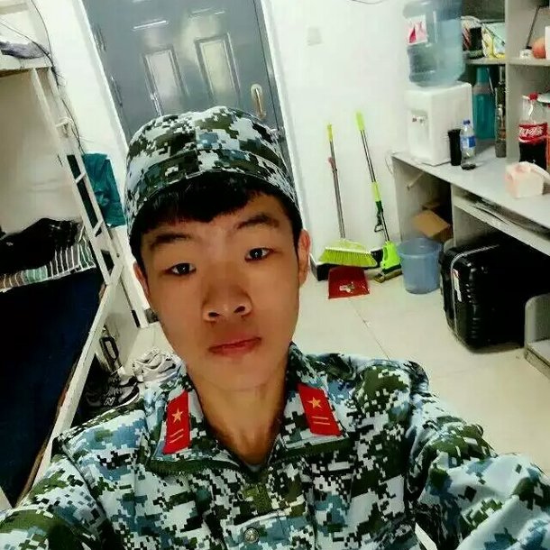 誰(shuí)還沒個(gè)18歲呢？
