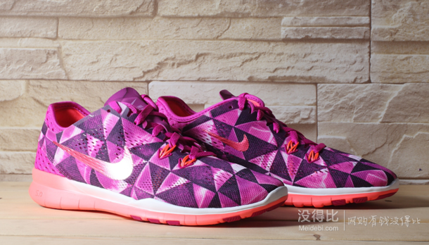 一半差價(jià)：NIKE 耐克 女子FREE5.0TR FIT 5PRT全能鞋704695-501  352元包郵（432-80）