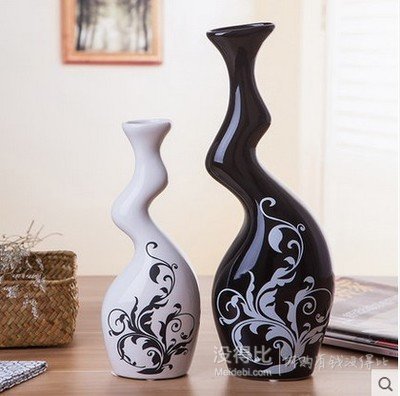 米卢思 创意现代陶瓷牛腿花瓶摆件