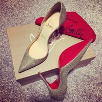 christian louboutin 性感红底鞋热卖