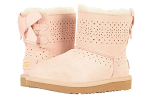 女生可穿、限5碼！UGG Kids Dae Sunshine Perf 童款雪地靴