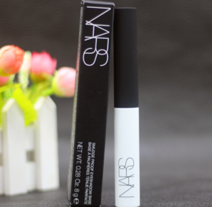 解禁直郵！Nars 無所畏懼眼部眼影打底