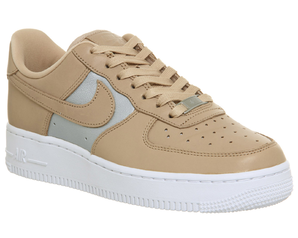 限5碼！Nike 耐克 Air Force One 空軍1號 卡其米色女士低幫運動鞋