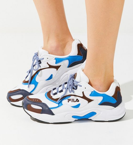 Urban Outfitters精選運(yùn)動(dòng)鞋熱賣