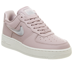 Nike 耐克 Air Force 1 空軍1號(hào) 07 粉色運(yùn)動(dòng)鞋