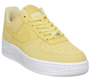 Nike 耐克 Air Force 1 07 空軍1號 鵝蛋黃色運動鞋女