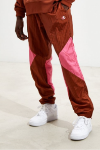 限S碼！Champion UO Exclusive Blocked 男士防風褲