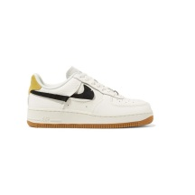 NIKE Air Force 1 '07 LXX 女士絨面革邊飾紋理皮革運(yùn)動(dòng)鞋