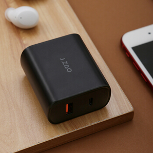 J.ZAO 某东京造 TC-026 PD充电器 30W