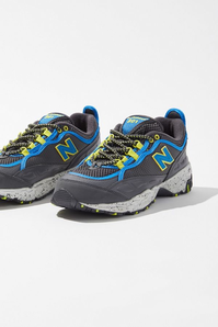 New Balance 801 中性登山鞋