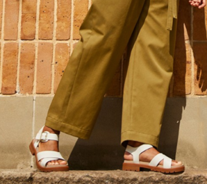2020春夏新款！Clarks 其樂 Orinoco Strap 女士小方跟交叉帶涼鞋