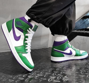 碼全、漫威粉來(lái)！AJ1 Mid綠巨人中幫白綠紫大童款籃球鞋 