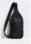 UO Vertical Sling Bag 男士斜挎包