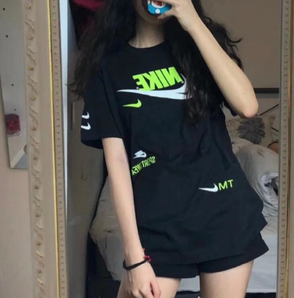 M和L碼現(xiàn)貨！NIKE耐克SPORTSWEAR雙勾男士T恤