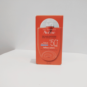 現(xiàn)貨！Avene 雅漾 清爽倍護(hù)便攜防曬霜 30ml  