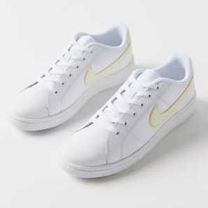 Nike Court Royale 2 女款休閑鞋