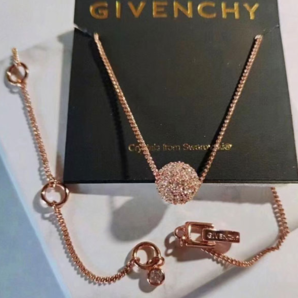 Givenchy 紀梵希 火球玫瑰金鎖骨鏈