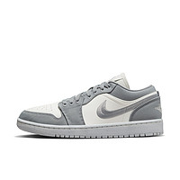 AIR JORDAN 正代系列 Air Jordan 1 Low SE 女子籃球鞋 DV0426-012 淺鐵灰/帆白/白色 36.5