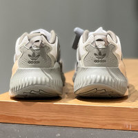 adidas 阿迪達斯 三葉草跑步鞋男鞋女鞋春季低幫緩震運動鞋輕便透氣休閑鞋 ID1126