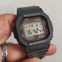 CASIO 卡西歐 G-SHOCK 經(jīng)典系列 43.2毫米太陽能電波腕表 GW-M5610U-1