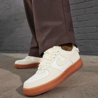 NIKE 耐克 AIR FORCE 1 '07 LX 女款運(yùn)動(dòng)鞋 FV3701-119