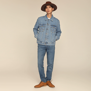 Wrangler 威格 24秋冬新款 男士淺藍(lán)色經(jīng)典翻領(lǐng)牛仔夾克外套