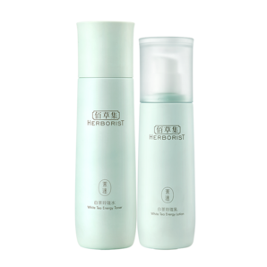 佰草集【白茶玲瓏】護(hù)膚品套裝(水150ml+乳100ml)( 改善暗沉抗氧提亮 )
