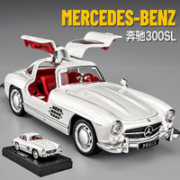 LEAUN 樂昂 C21028 奔馳 300SL 汽車模型（含展示底座）