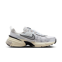 NIKE 耐克 V2K RUN 女子運動鞋 FD0736-100 38