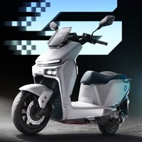 Yadea 雅迪 冠能星艦S80 電動摩托車 鋰電池72V50Ah 消光砂巖灰