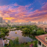 可拆！含五一不加價！低至244元/晚，性價比超高！世茂酒店上海/紹興/成都/泰州4店2晚含早通兌