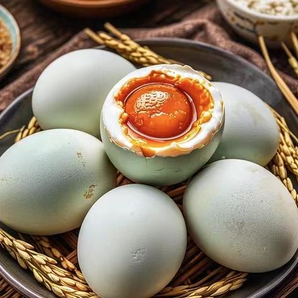 起沙流油咸鴨蛋正宗紅泥腌制熟咸鴨蛋入口鮮香美味蛋黃濃郁營養(yǎng)