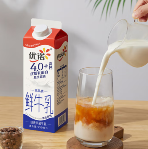 Yoplait 優(yōu)諾 4.0+優(yōu)質(zhì)乳蛋白 鮮牛奶 950ml 14.42元包郵