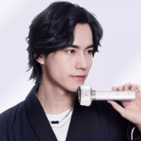 Panasonic 松下 經(jīng)典小錘子2.0 往復式三刀頭電動剃須刀 ES-LM34