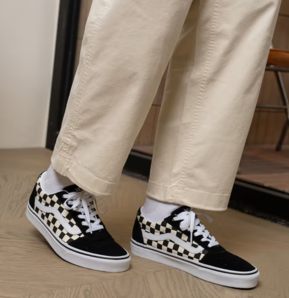 VANS 范斯 Ward 經(jīng)典黑白棋盤格款 女士低幫休閑板鞋