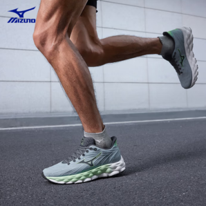 MIZUNO 美津濃 25年新款 WAVE SKY 8 男女透氣緩震回彈慢跑鞋