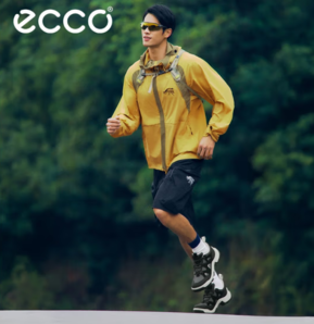 ECCO 愛步 Offroad 越野系列 25年新款 男士透氣耐磨休閑運(yùn)動(dòng)鞋 822454