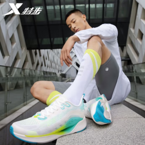 特步主打系列！XTEP 特步 氫風(fēng)科技5.0 男子透氣網(wǎng)面跑步鞋