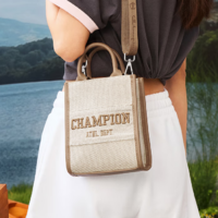 輕便百搭！Champion 冠軍牌 25春季新款單肩手提斜挎郵差包U5AACPU27
