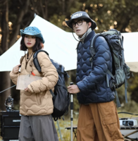 官旗出品！2025秋冬新品 ！YAYA 鴨鴨 情侶款90絨輕薄棒球領羽絨服 5色