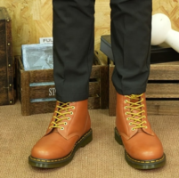 內(nèi)里加絨！Dr. Martens 馬丁博士 1460 加絨保暖8孔馬丁靴