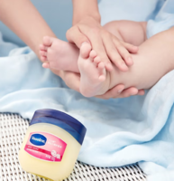 干燥秋冬季必備！VASELINE 凡士林 嬰幼兒修護(hù)晶凍 100g
