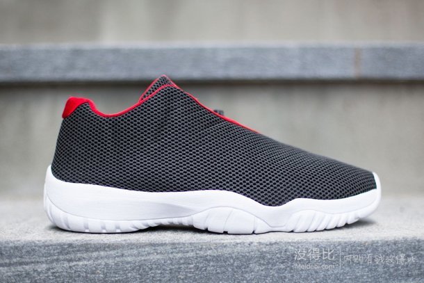 JORDAN FUTURE LOW 男士运动鞋