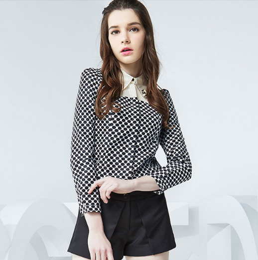 ccdd 女装黑白圆波点长袖衬衫 39元