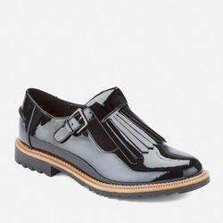 Clarks Griffin Mia Patent Frill T Bar 女士漆皮流苏休闲鞋 