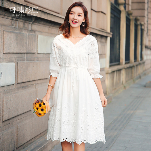 白色连衣裙女夏