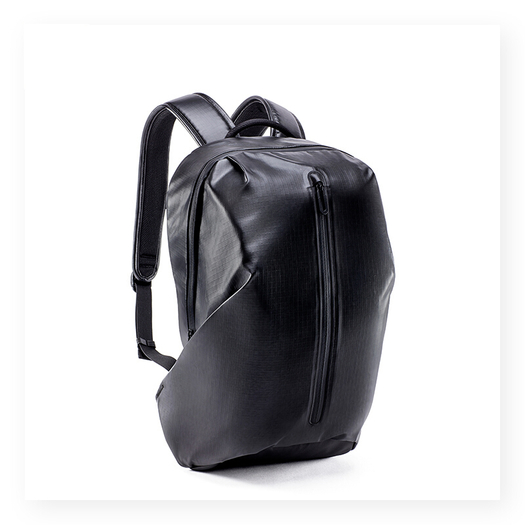 00比友"raxxu"爆料原文:   高颜值背包~    苏宁易购目前售价199元,可