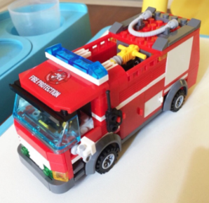 开智8054消防系列  消防喷水车  含83块颗粒