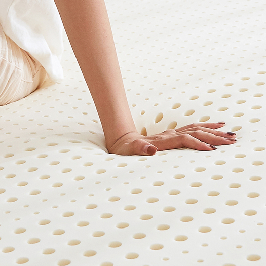 00某猫raxxu2018-12-23 11:08:28比友"raxxu"爆料原文:滴滴乳胶原料都