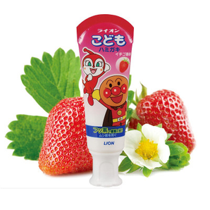 LION 狮王 面包超人 酵素儿童护理牙膏草莓味 40g 9.9元包邮（2人拼团）